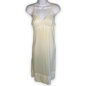 Vintage Womens Dress Slip Ivory Size ? Embellished Trim Casual Knee Length GUC